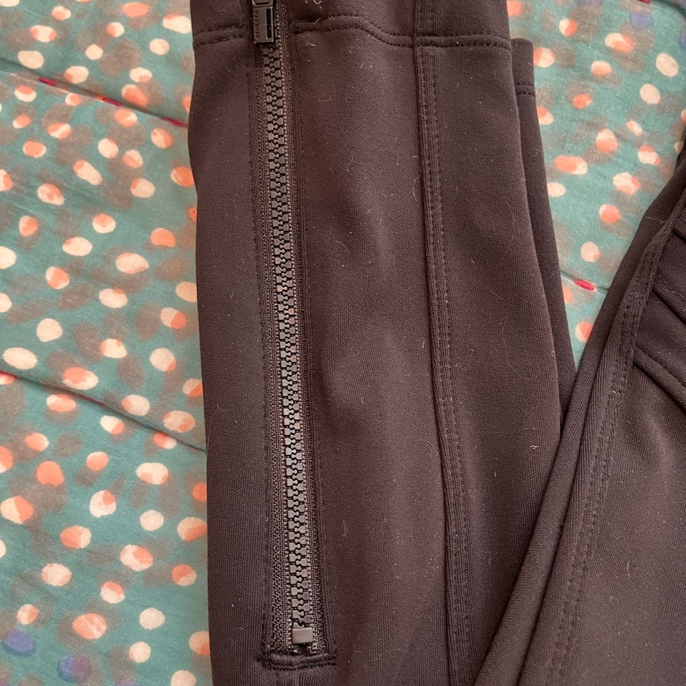 Athleta Delancey Moto Tight size small - Picture 4 of 10